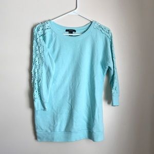 Forever 21 crewneck, turquoise with lace arms